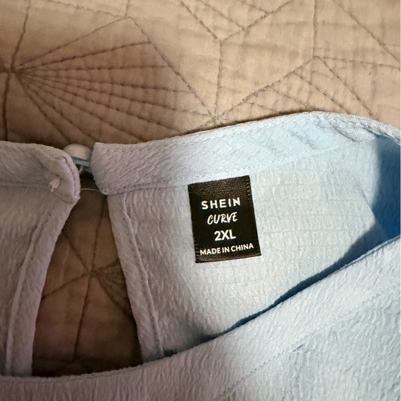 SHEIN Curve Pale Blue Textured Shift Dress with Pleated Short Sleeves Sz 2XL - Picture 4 of 6